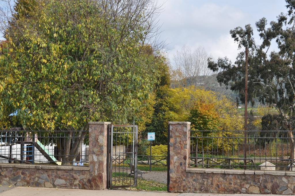 Apartamento Turistico La Ribera Del Marco Caceres Bilik gambar
