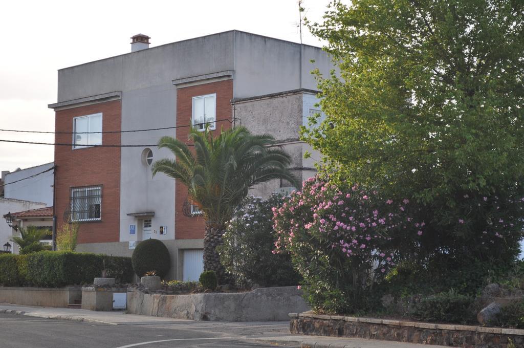 Apartamento Turistico La Ribera Del Marco Caceres Bilik gambar