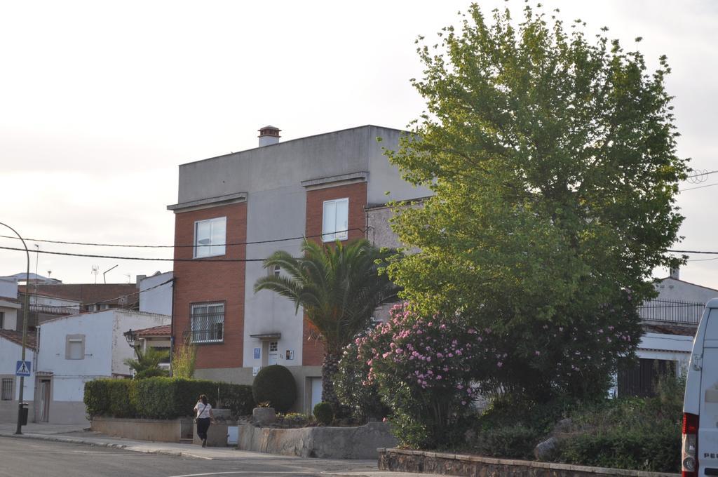 Apartamento Turistico La Ribera Del Marco Caceres Bilik gambar