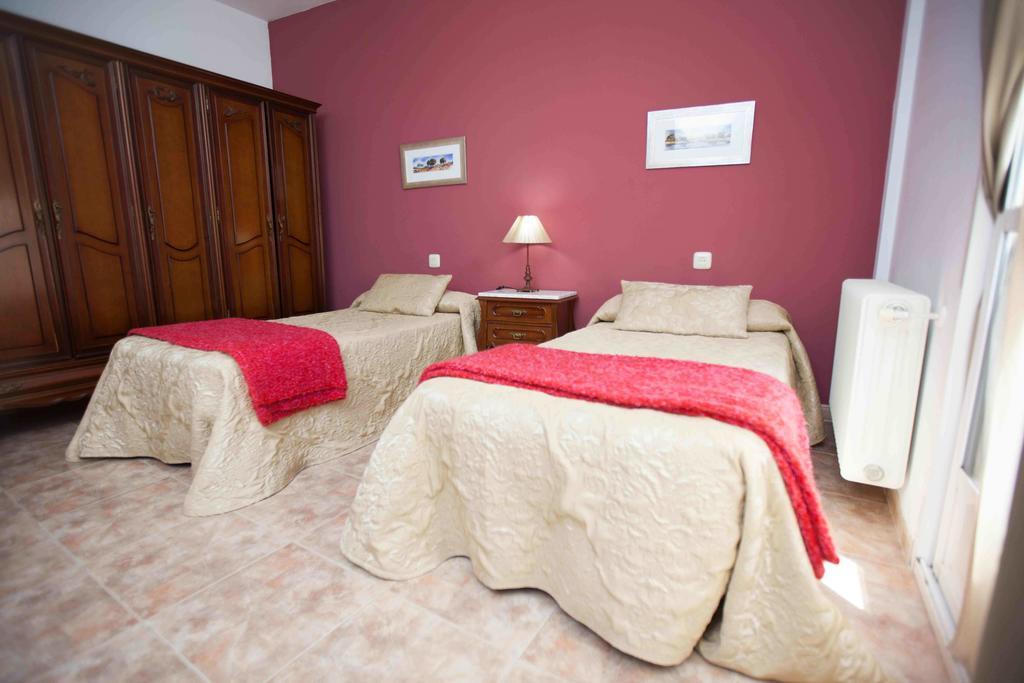 Apartamento Turistico La Ribera Del Marco Caceres Bilik gambar