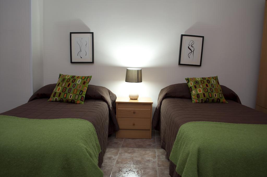 Apartamento Turistico La Ribera Del Marco Caceres Bilik gambar